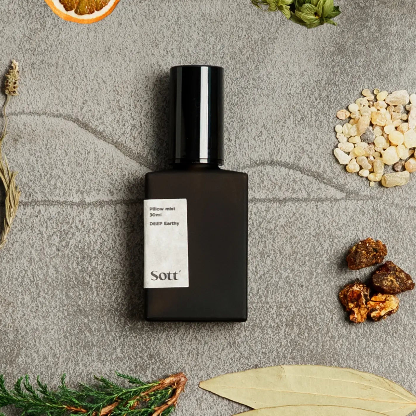 眠りに寄り添うピローミスト] DEEP Earthy – Sott online store